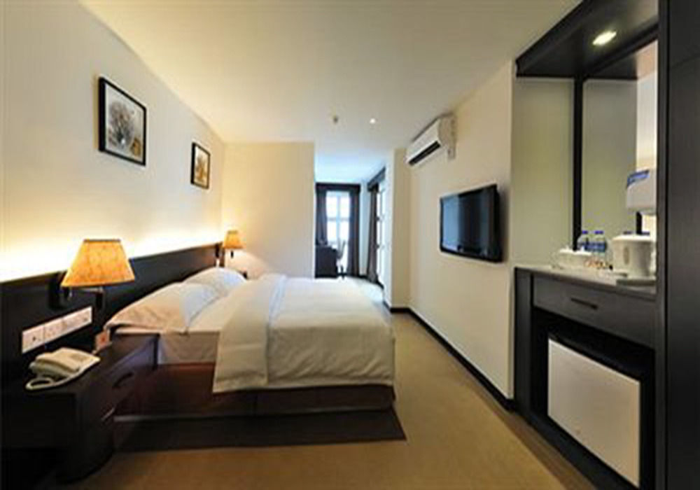 בוקיט מרטג'אם E-Red Hotel Bandar Perda מראה חיצוני תמונה