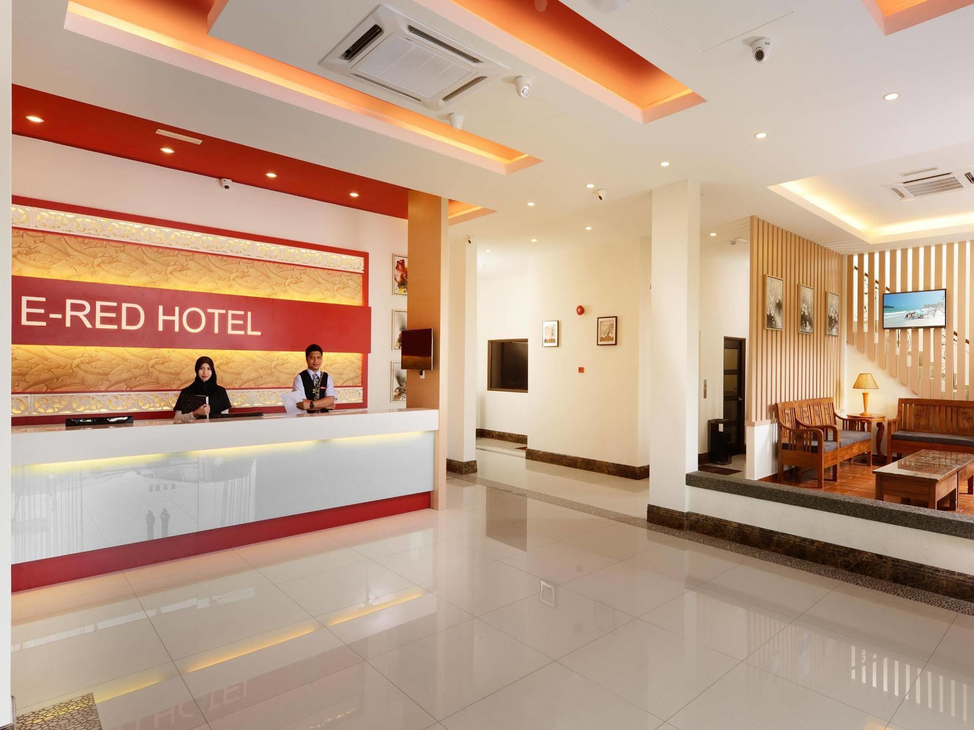 בוקיט מרטג'אם E-Red Hotel Bandar Perda מראה חיצוני תמונה